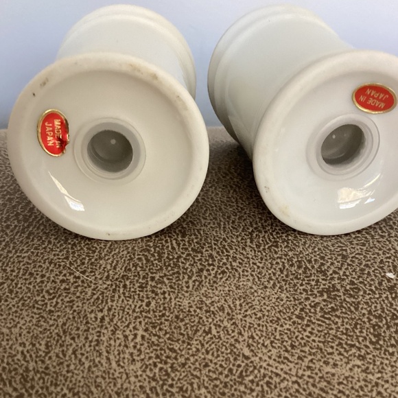 Vintage Mickey Mouse Salt and Pepper Japan - Picture 4 of 5